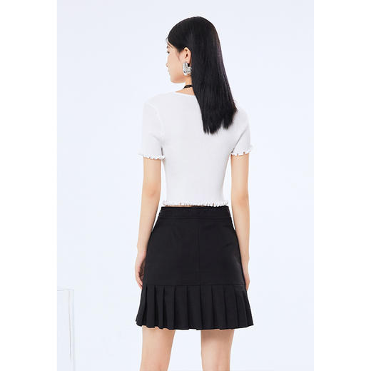 NEELLY纳俪商场同款2022秋季新款圆领针织衫女甜美木耳边短款上衣N22074A04402 商品图4