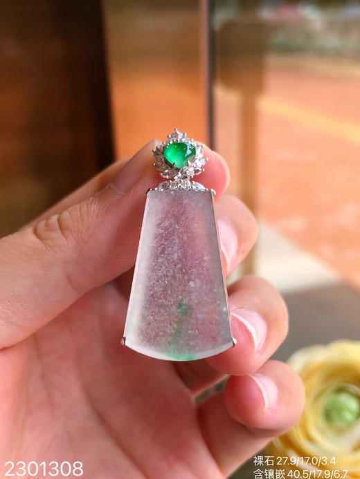 高冰飘翠无事牌吊坠  25999【2301308】 商品图5