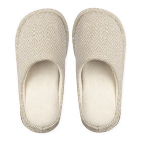 老米优品 / 日式家居拖鞋推荐！《人字纹大头拖鞋》超级软糯，保暖性强，有踩在云端☁️的感觉~~