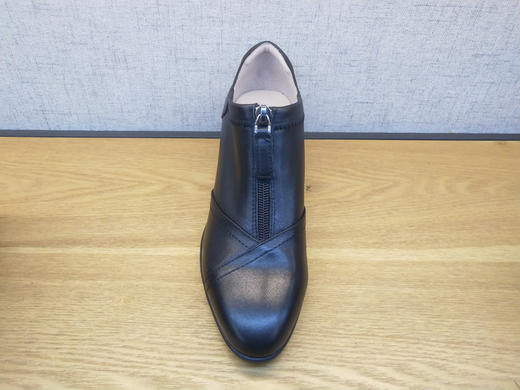 2021秋季新款豪行女鞋21380601舒适休闲高跟尖头欧美粗跟单鞋正品 商品图3