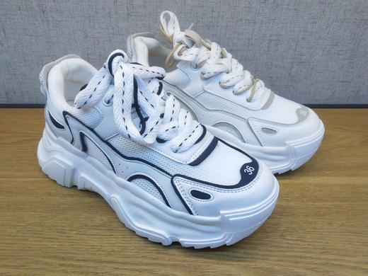 2022夏季新款豪行舒适休闲女鞋22262031时尚老爹凉鞋冲孔透气正品 商品图5