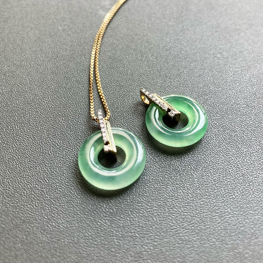 高冰种阳绿翡翠平安扣18k黄金钻石镶嵌 商品图5