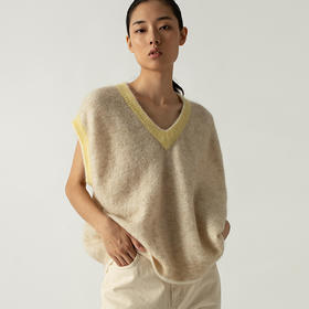 322工房幼马海毛休闲宽松马甲2022年秋冬新款百搭V领叠穿针织背心