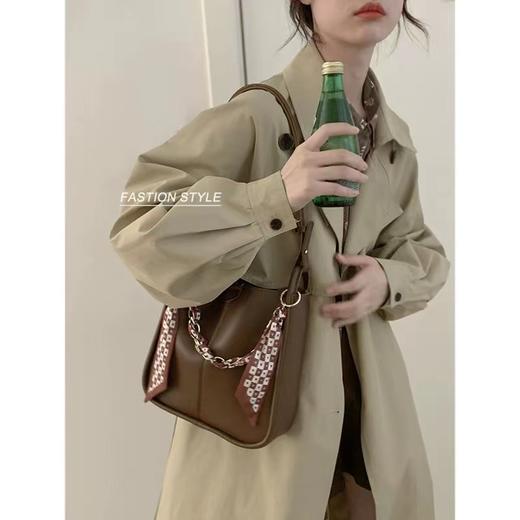 【社群供T】029大容量百搭复古托特单肩斜跨包(下单后7天内发货） 商品图1