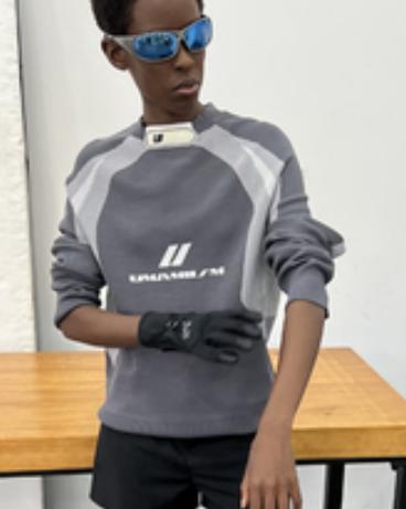 R-UMAMIISM 尝试一体织技术科幻赛车风长袖 商品图0