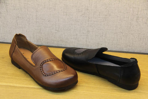 豪行软底包邮春季新款21192101牛筋底软面真皮休闲女鞋复古单鞋女 商品图4