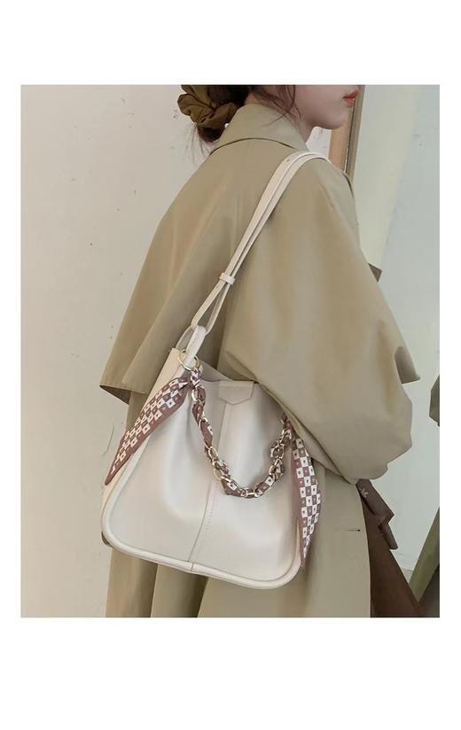 【社群供T】029大容量百搭复古托特单肩斜跨包(下单后7天内发货） 商品图0