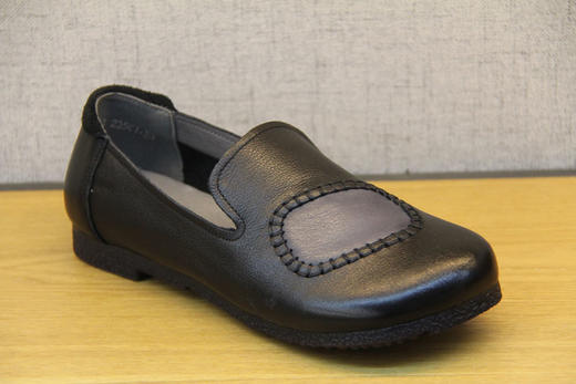 豪行软底包邮春季新款21192101牛筋底软面真皮休闲女鞋复古单鞋女 商品图1