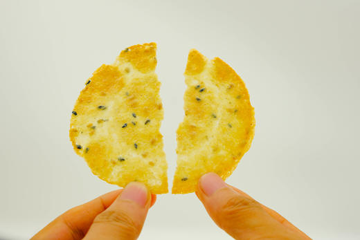 【生态零食】老石薄脆饼干，0化学添加 | 明火烤制，三种口味 | 双十一期间下单-薄饼6盒装赠送1瓶香椿花椒酱 | 基地直发 商品图6