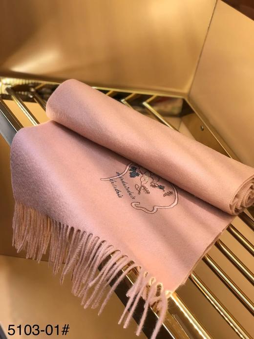 优品堂《5103唯美世界》绵羊毛刺绣长巾 商品图13