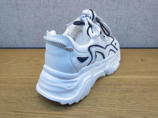 2022夏季新款豪行舒适休闲女鞋22262031时尚老爹凉鞋冲孔透气正品 商品图8