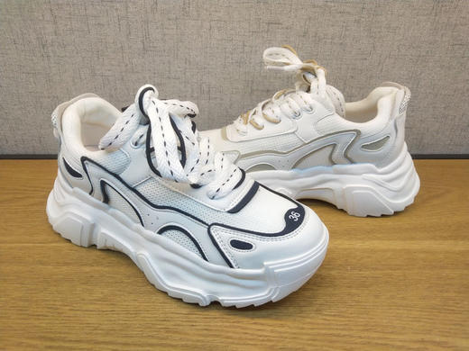 2022夏季新款豪行舒适休闲女鞋22262031时尚老爹凉鞋冲孔透气正品 商品图3