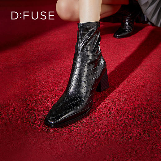 DFuse迪芙斯秋季新款方头鳄鱼纹粗跟短靴女DF24116048 商品图0