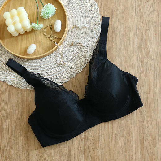 TG-TG02S165真丝记忆软钢圈文胸 薄款有型蕾丝性感桑蚕丝内衣大胸款 商品图6
