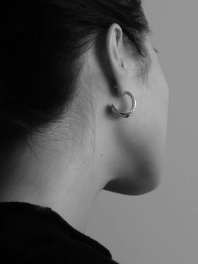 ABOAB｜Void Hoops [中号耳钉 金 / 银 ]【SUBTLE】