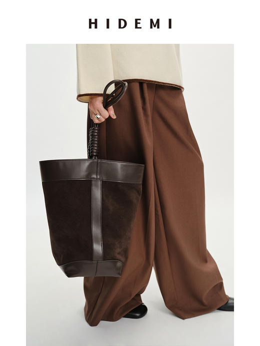 HIDEMI 麂皮水桶包中号 棕色/黑色/普鲁士蓝 商品图1