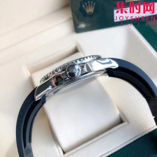 ROLEX劳力士游艇名仕型“银游艇”42mm 男士腕表
机芯：搭载进口西铁城 商品图6