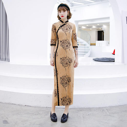 ZAYS-529新款秋冬麂皮绒蕾丝边长旗袍日常演出走秀大码七分袖改良旗袍 商品图5