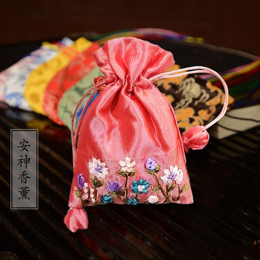 华喜好物 新疆库尔班手工坊香囊套装 商品图2