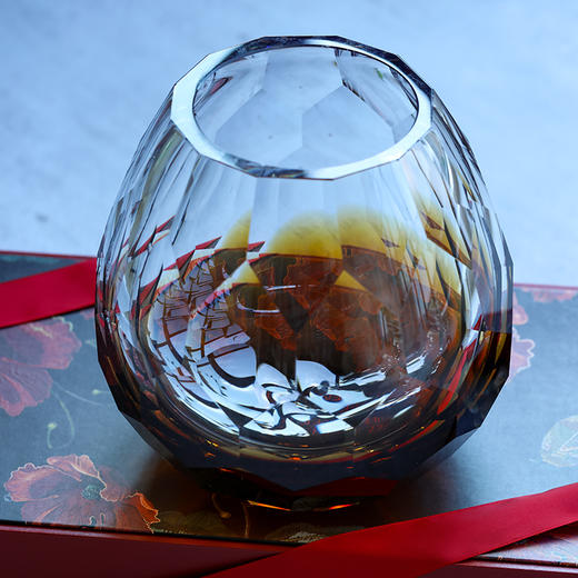 精品 磨刻钻石切面玻璃花瓶 商品图2