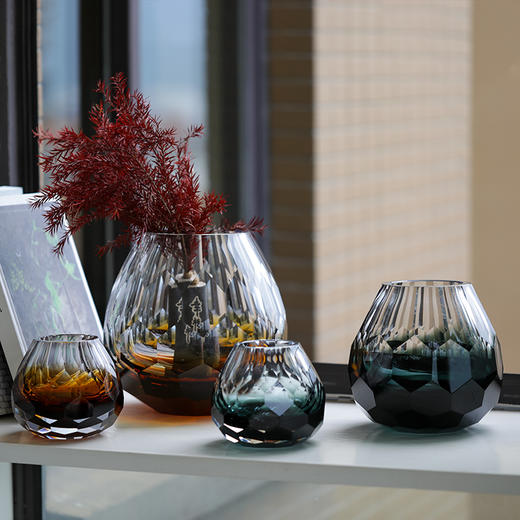 精品 磨刻钻石切面玻璃花瓶 商品图4