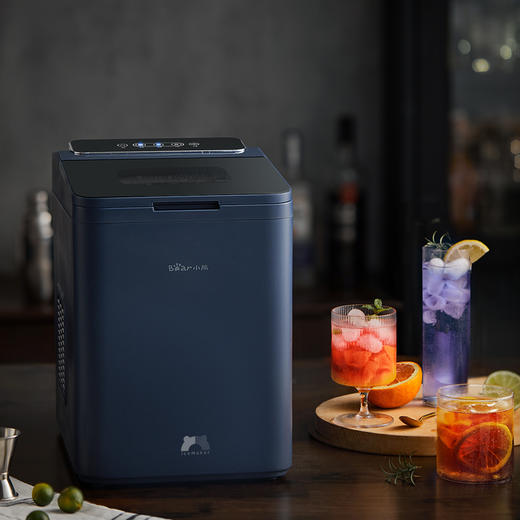 【小程序】小熊制冰机 ZBJ-B01W1 深蓝色 量杯+冰铲 商品图4