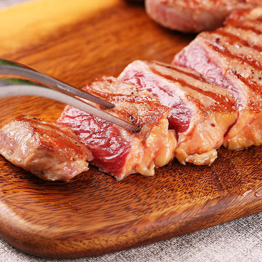 元盛 国产整切调理黑安格斯西冷牛排套装(2200克 /10片内含酱包） 商品图3