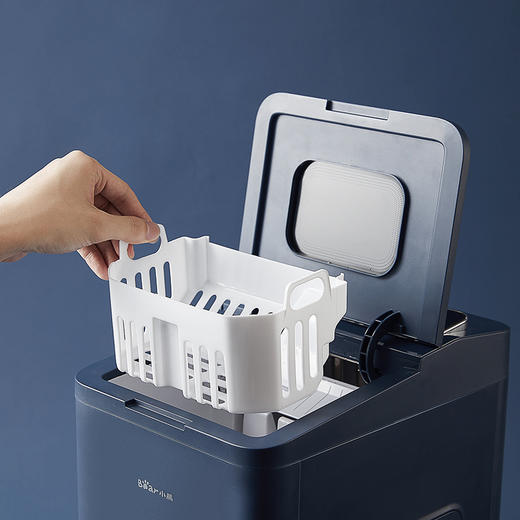 【小程序】小熊制冰机 ZBJ-B01W1 深蓝色 量杯+冰铲 商品图11