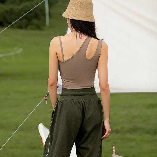 【裸感高弹】肩带不对称带胸垫假两件背心 商品图2