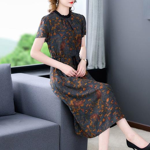 重磅真丝桑蚕丝连衣裙2022新款中年妈妈裙子大牌洋气短袖显瘦dp678 商品图3