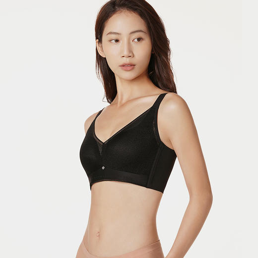 都市丽人完美包容大罩杯C杯常规内衣蕾丝薄3/4杯文胸四排扣树脂胶圈YB22C4 商品图1