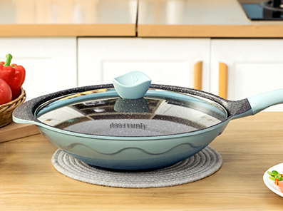 Amercook阿尔菲塔炒锅石绿色，进口麦饭石不粘锅，家用平底无油烟炒锅，燃气电磁炉适用