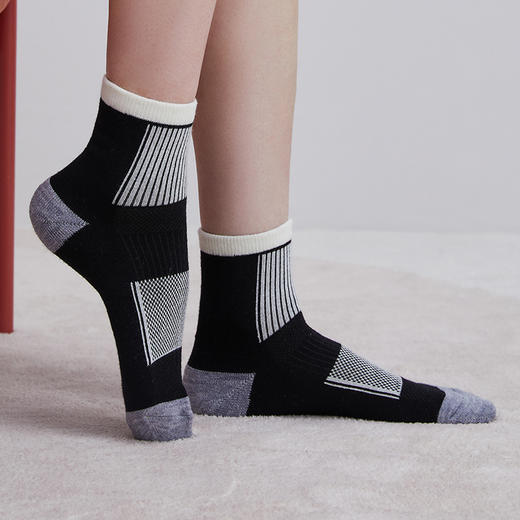 Threegun三枪 羊毛休闲中筒女袜(1双装)-91126Z031 商品图0