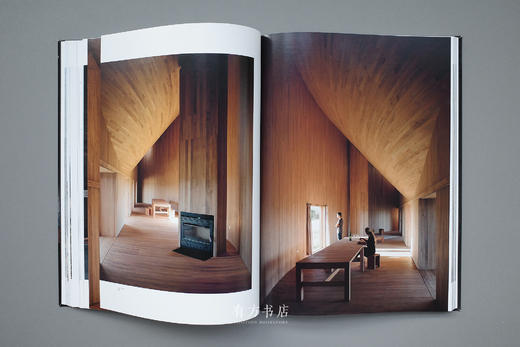 El Croquis | 智利艺术与建筑工作室 Pezo Von Ellrichshausen 专辑 2005—2022 商品图3