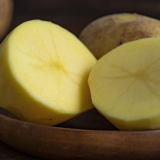 蒸起沙烤开花·内蒙武川土豆 沙糯粉细腻绵软 松软适口 商品图5