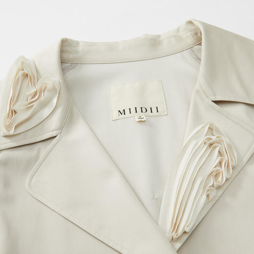 谜底2022秋新款爱心立体绣花职场风衣中长款外套女223ME1057 商品图3