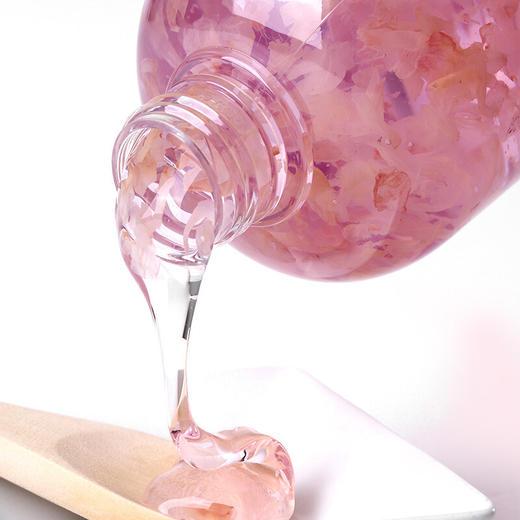 蔻斯汀Kustie 日本千岛樱花花瓣沐浴露720ml 商品图2