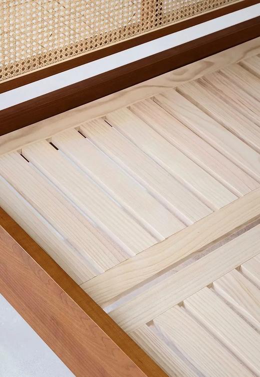 【清仓折扣】伽罗 JALO 藤网款北欧MCM风格樱桃木木床(M03) 商品图4