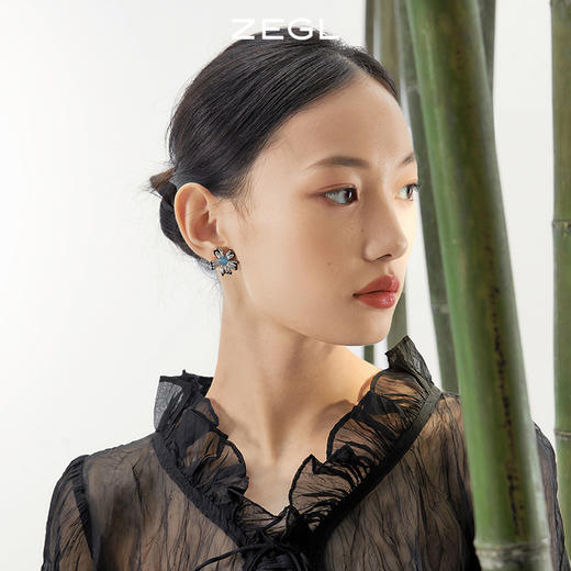 【SVIP积分兑换】ZEGL设计师新中式蝴蝶耳妆盘流苏耳夹女无耳洞高级感小众耳环耳饰 商品图2