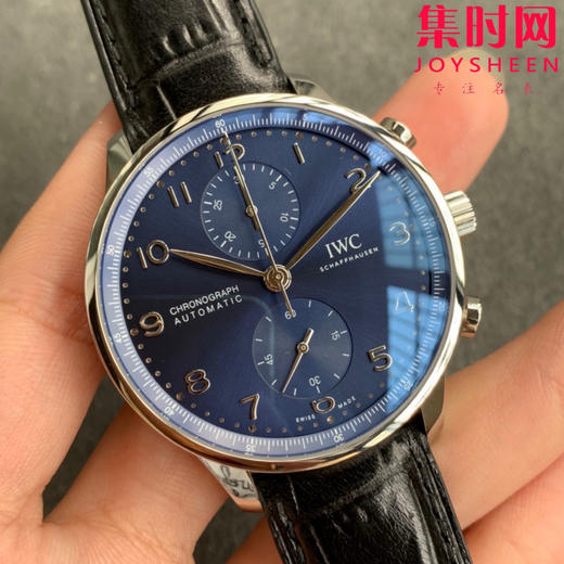 ZF新品 IWC万国表葡萄牙系列葡计IW371605腕表（新款葡计） 【精彩细节】1.精致背透，机芯可一览无余2.新版表扣设计更加舒适精妙 商品图1
