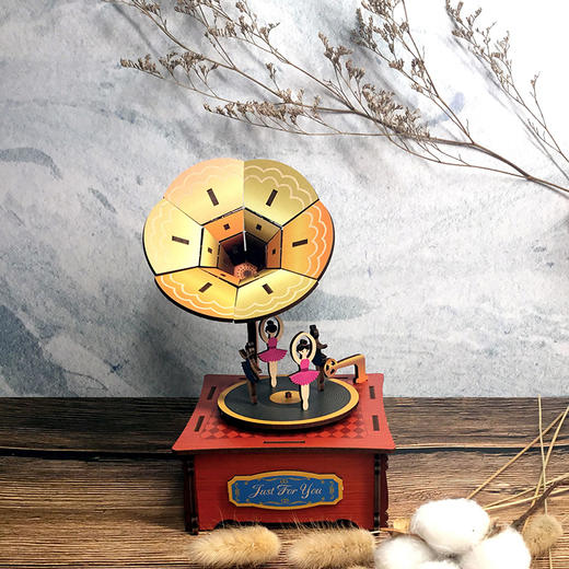 同趣     59065     留声木几八音盒 商品图3