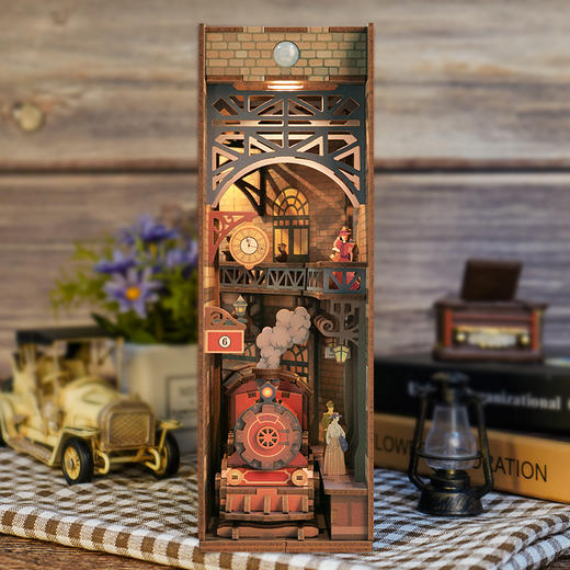 同趣     55135     蒸汽时代感应书立 商品图1