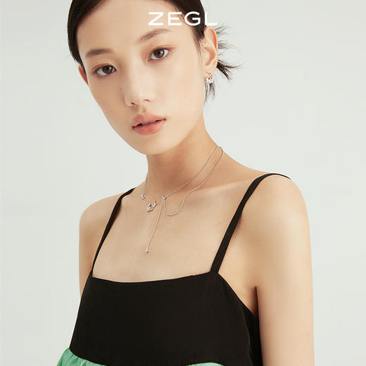 ZEGL设计师晶蝶愈心系列蝴蝶月亮耳环女轻奢高级感耳钉银针耳饰品 商品图3