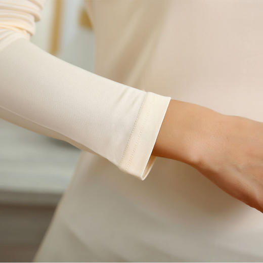 ARN-Y018秋冬季发热保暖打底衫女显瘦弹力上衣修身贴肤高领长袖针织衫 商品图3