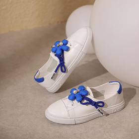 西村名物2022年夏新款牛皮玩趣立体花朵小白鞋女11361