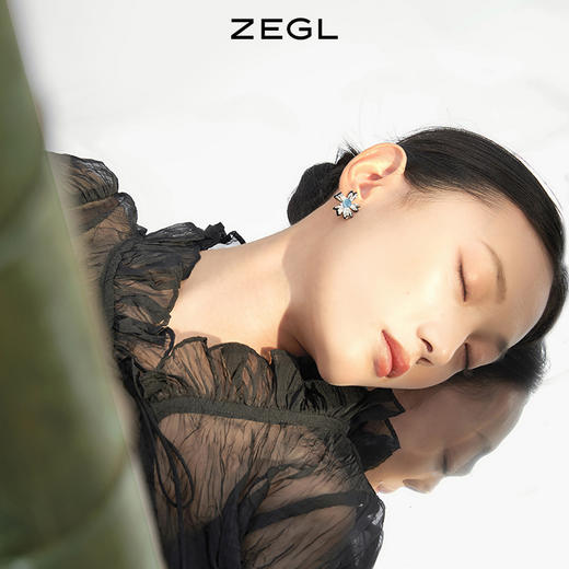 【SVIP积分兑换】ZEGL设计师新中式蝴蝶耳妆盘流苏耳夹女无耳洞高级感小众耳环耳饰 商品图3