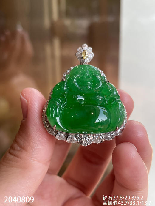 2040809，冰艳绿佛公吊坠。具体价格微信咨询 商品图6