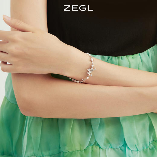 ZEGL设计师晶蝶愈心系列蝴蝶四芒星手链女ins小众设计仿珍珠手饰 商品图4