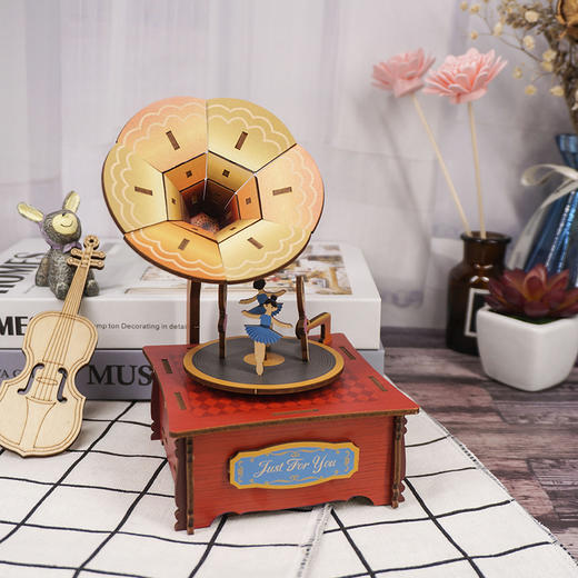 同趣     59065     留声木几八音盒 商品图2