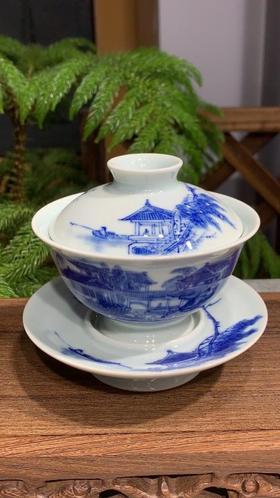 柴窑工笔山水人物盖碗